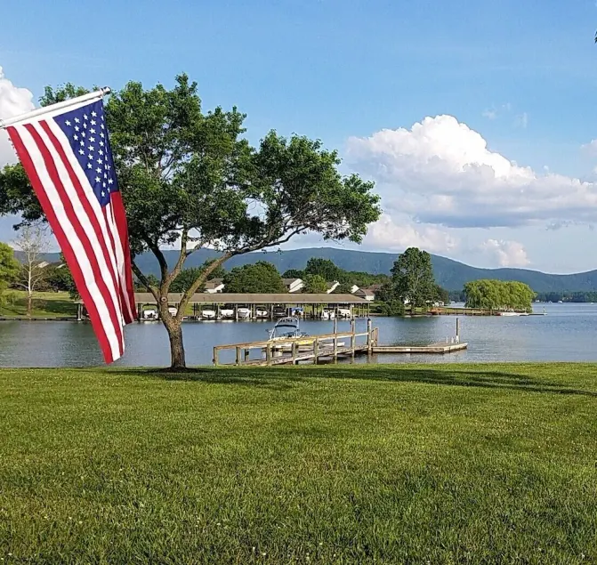 The Woodlands, Bernard's Landing, Smith Mountain Lake - Image 1