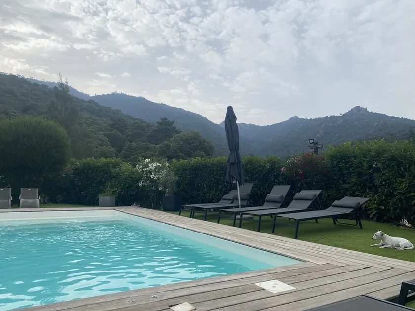 Doppelhaushälfte mit Klimaanlage Doppelhaushälfte in Residenz von 3 Villen mit beheiztem Pool - Image 1