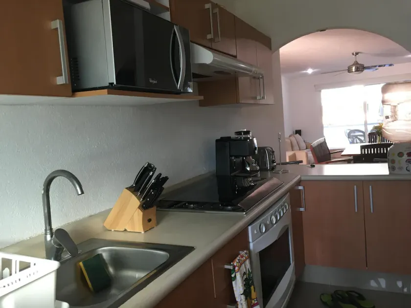 Nice confortable 2 bed. 2 bath condo in Acapulco - Image 1
