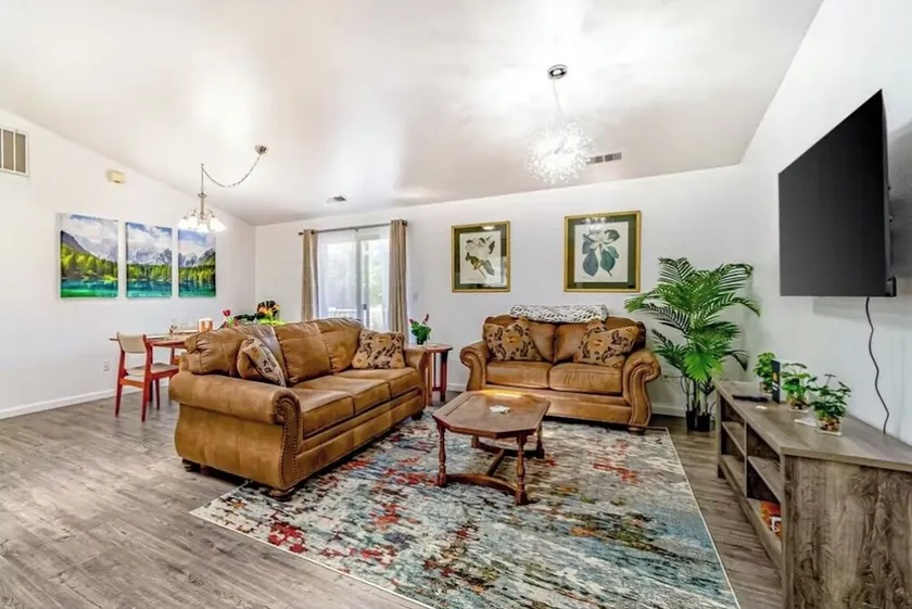 Peaceful retreat near the redwoods, ocean, and golf course! - Image 1