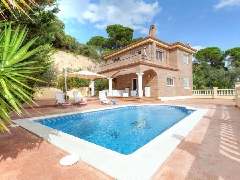 Holiday Home Buda by Interhome - Image 1