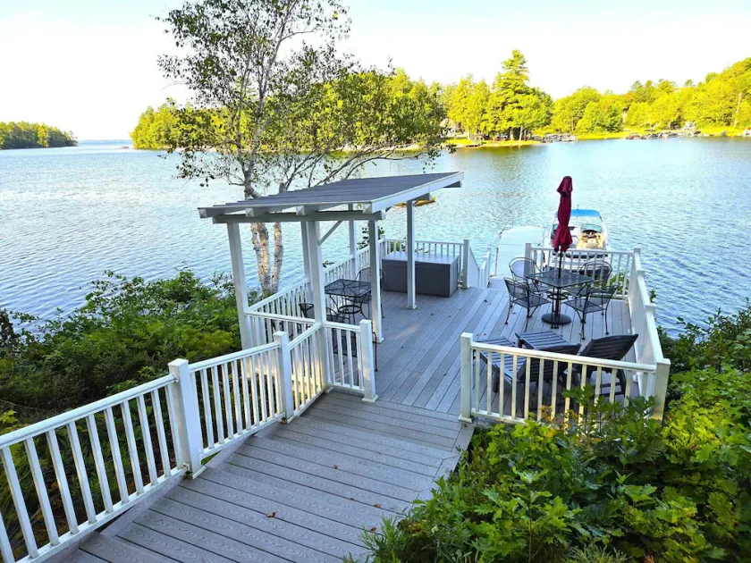 Tranquil, Serene Sebago Lakefront House on 2 Wooded Acres - 300ft Waterfront! - Image 1