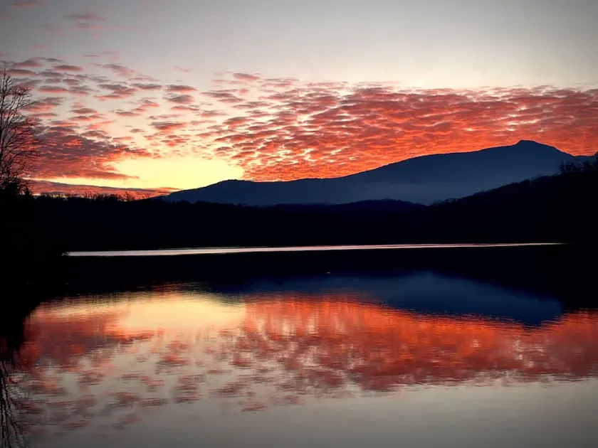 Cozy Mountain Cabin with pond one mile from the Blue Ridge Parkway - Image 1