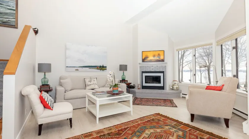 Oceanfront Condo overlooking Rockland Harbor and pier. Permit#STR22-30 - Image 1