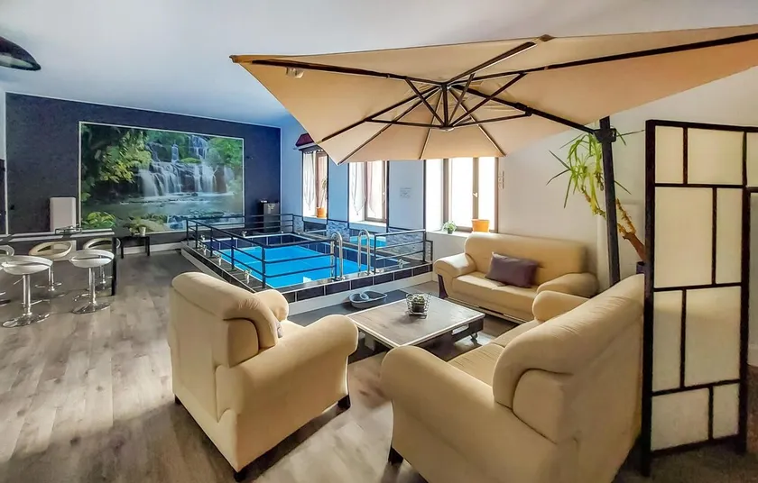 Lovely apartment in Saint-Bonnet-le-Châtea - Image 1