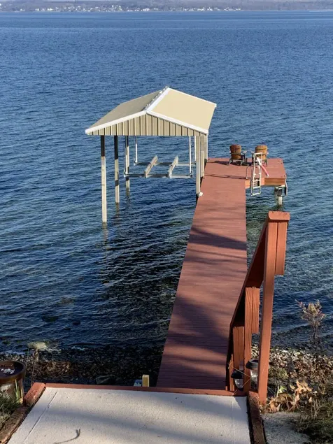 Buena Vista Lake House - Image 1