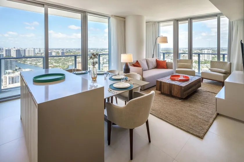 Condo Premium 2 Chambres Côté Plage - Image 1