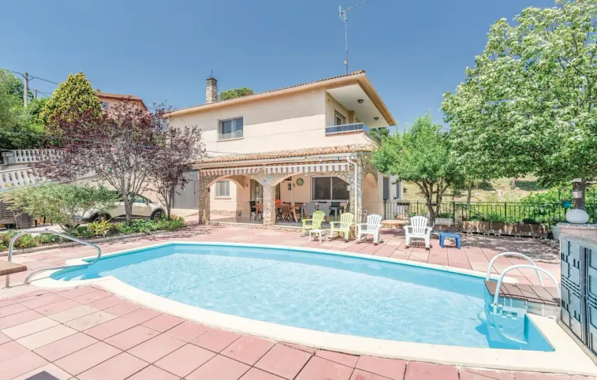 Lovely Home In Tordera - Image 1