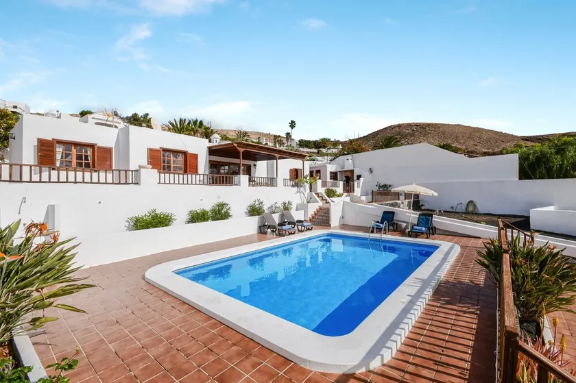 Superbe villa Casa Concha avec vue sur la montagne, vue sur la mer, Wi-Fi, jardin - Image 1