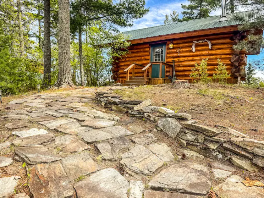 Beautiful Private Island Getaway-Boat Rental Available! - Image 1