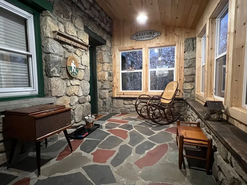 Privacy in the hills one hour from NYC and minutes to Breakneck Mtn. - Image 1