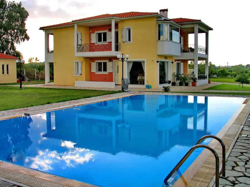 Villa Giannopoulos - Lyxvilla med pool, trädgård och grillfaciliteter - Image 1