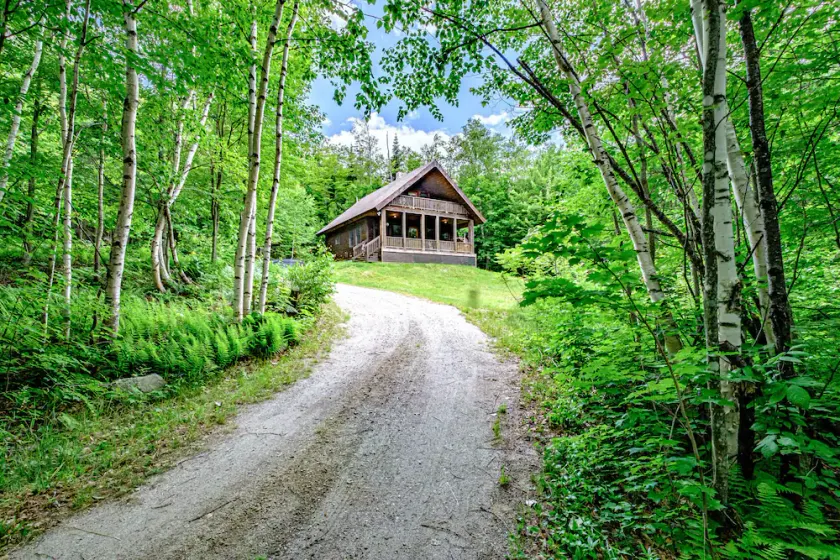Bigfoot Bungalow - Authentic cozy Bungalow - Image 1
