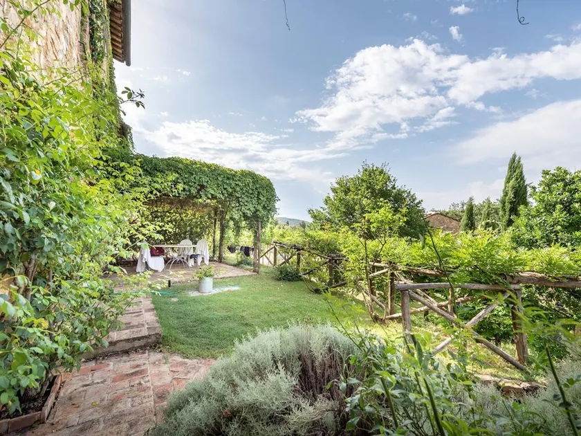 Apartment in Chianti With Pool ID 453 - Image 1