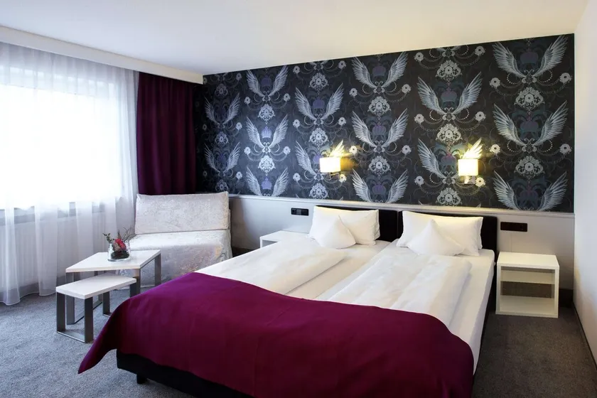 Deluxe room, 18 sqm with private bathroom, max. 2 persons - Image 1