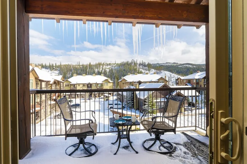 Trailhead Lodge One Bedroom 801 Condo by RedAwning - Image 1