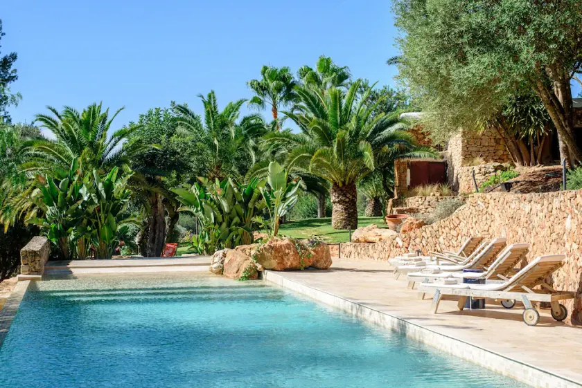Luxurious Finca 4,5 Hectares property nearby Ibiza Town - Image 1