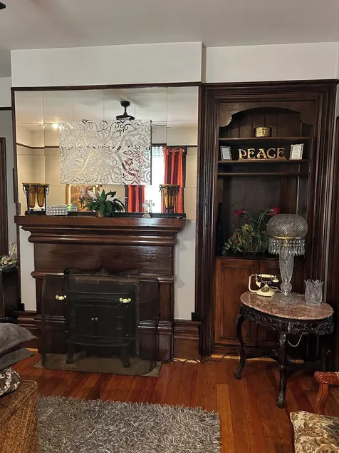 Experience Charleston charm near Hiwassee River - Image 1