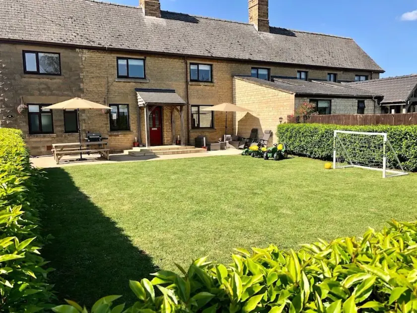 Family and Dog Friendly 3 bedroom holiday Cottage near Oakham & Rutland Water - Image 1