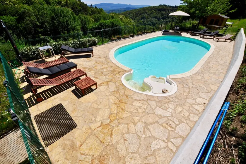 Le Chene - Cosy gite with panoramic mountain views, immersed in beautiful nature - Image 1