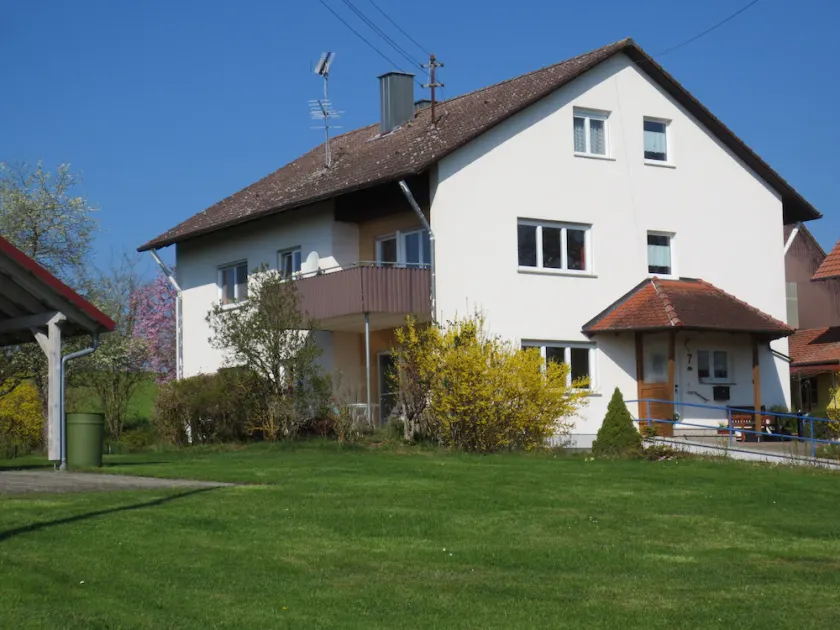 Bright apartment (ground floor) with garden and terrace. Experience Hegau, Lake Constance, Rhine Falls! - Image 1