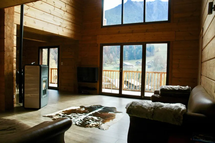 Breathtaking Panoramic Alpine Views - Image 1