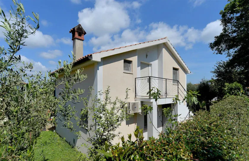 Apartment 1860/22683 (Istria - Medulin), 1500m from the beach - Image 1