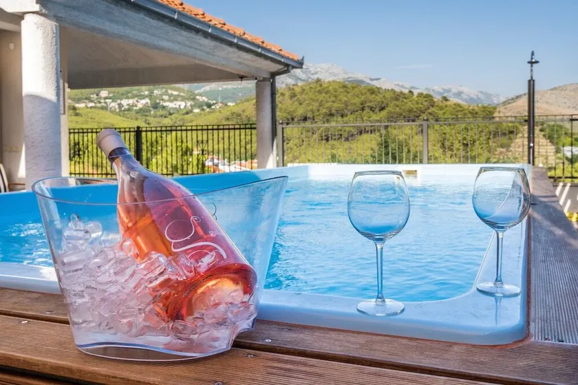 Ferienhaus Harmony mit privatem beheiztem Pool - Image 1