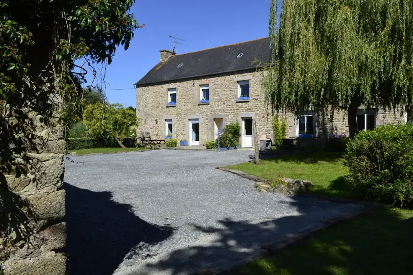 La Ville Herve - Bondgård nära Lamballe / Moncontour med uppvärmd pool - Image 1