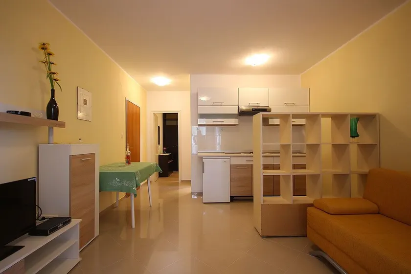 Apartment Dino A1 Novalja, Island Pag - Image 1