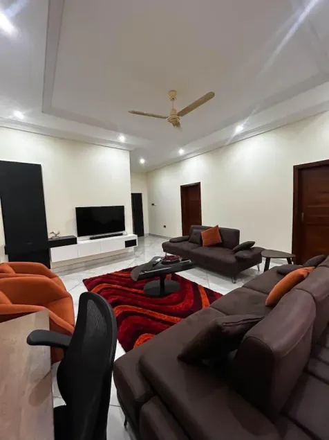 EROCK APARTMENT - Image 1