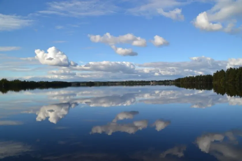 Sommerhus lige ved søen Tiken nær Tingsryd med båd og sauna i Småland - Image 1