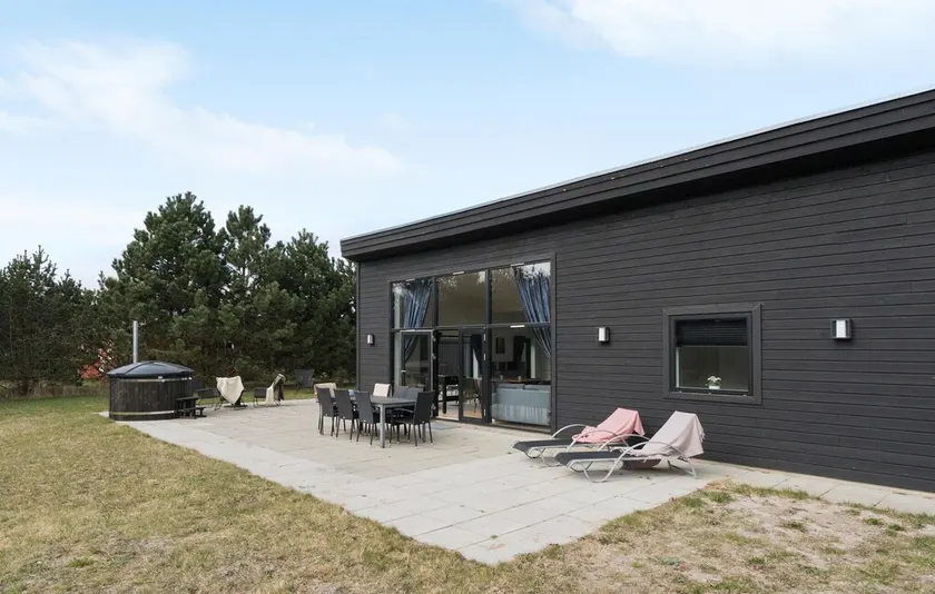 4 Bedroom Lovely Home In Væggerløse - Image 1