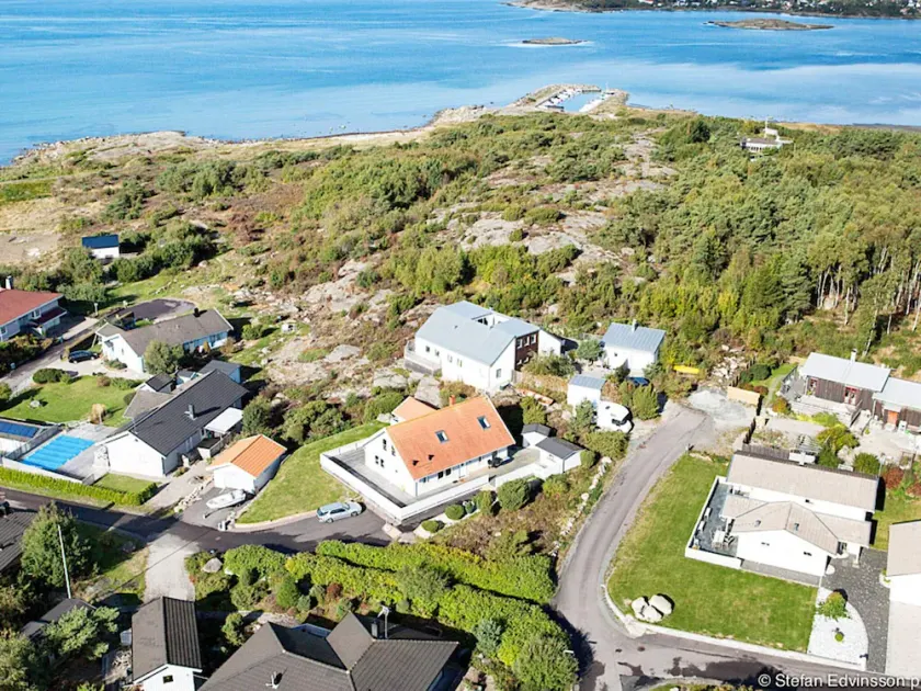 4 star holiday home in Frillesås - Image 1