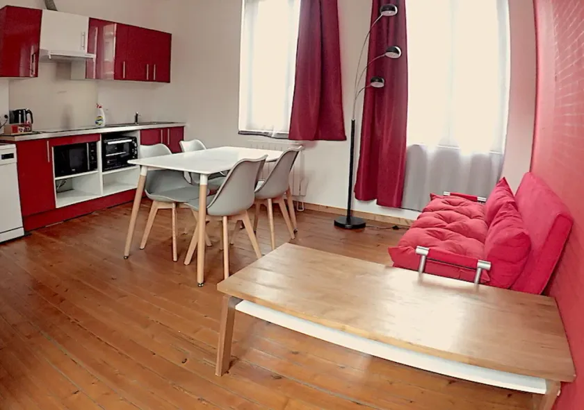1 floor apartment privatized - Image 1
