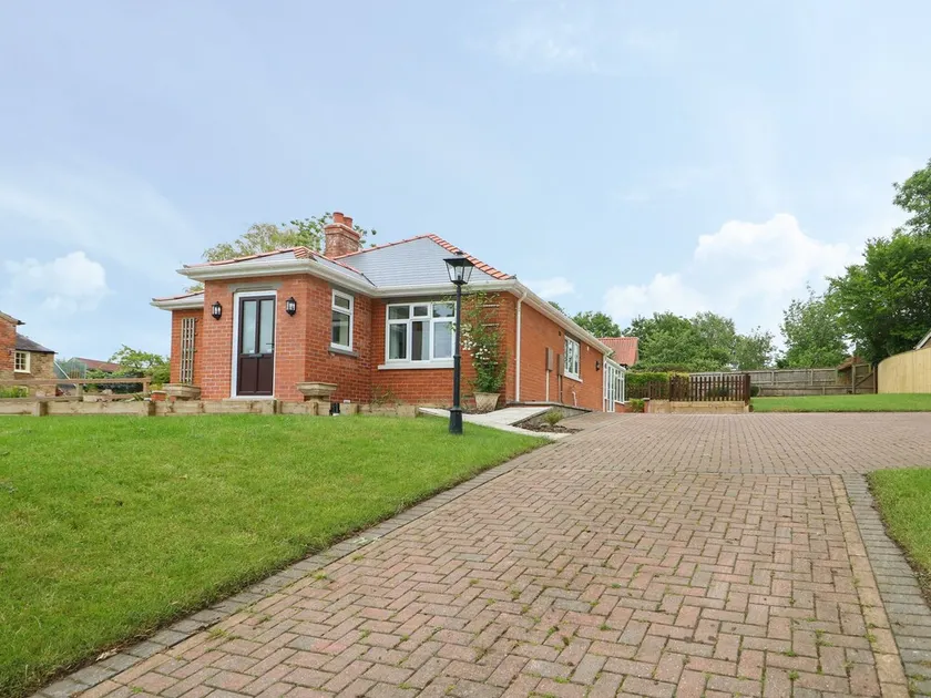 WAVERLEY, family friendly, country holiday cottage in Spilsby - Image 1