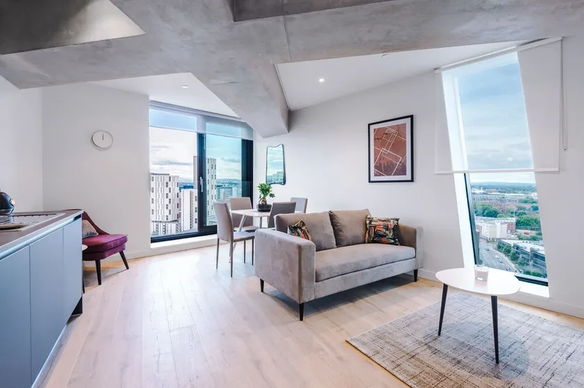 Hilltop Serviced Apartments - Deansgate - Image 1