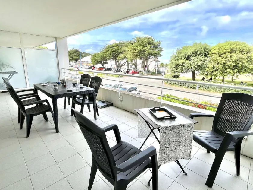 Étel - Bel Appartement 2 Pièces avec Balcon et Wifi - Animaux Acceptés - Image 1