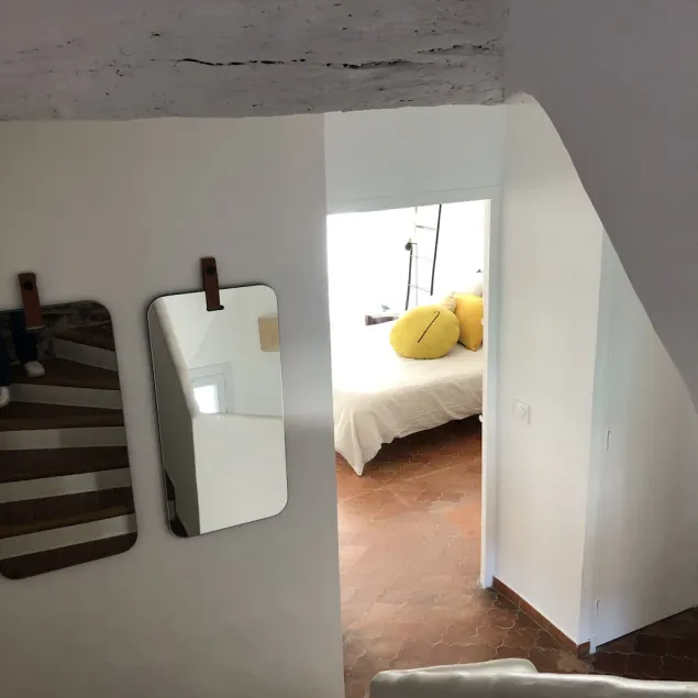 Old village house - Image 1