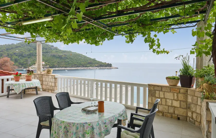 Nice Apartment In Saplunara With House Sea View - Image 1