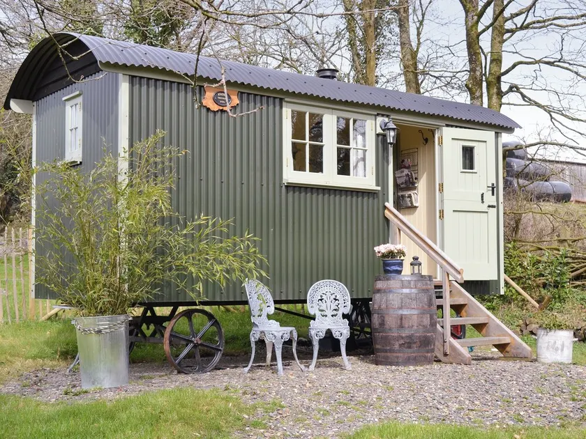 1 bedroom accommodation in Dippertown, near Tavistock - Image 1
