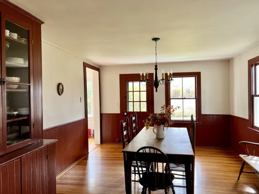 Charming 1800s home with fenced in yard and bucolic farm views ! - Image 1