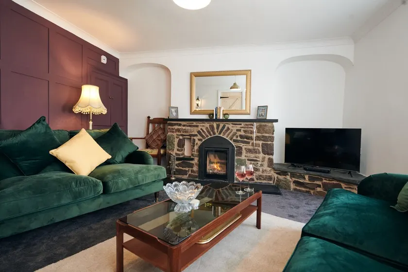 A Charming cottage in the Heart of Laugharne - Image 1
