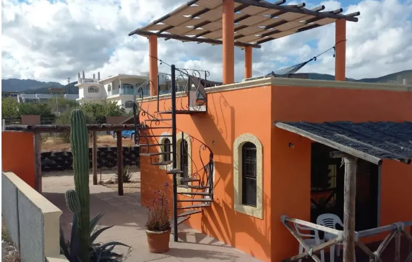 El Sargento Casa privada cerca de la playa. Wi-Fi gratis, TV de pantalla plana! - Image 1