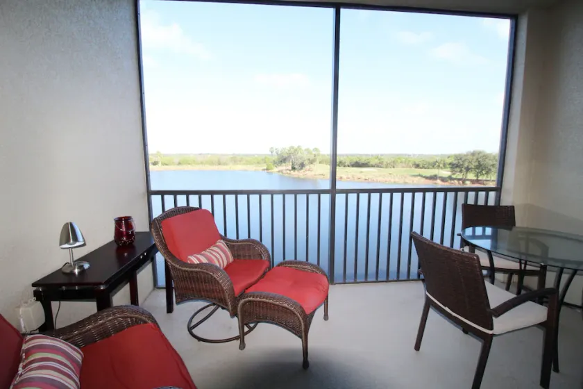 7911-304 Gorgeous view condo with a golf membership - Image 1