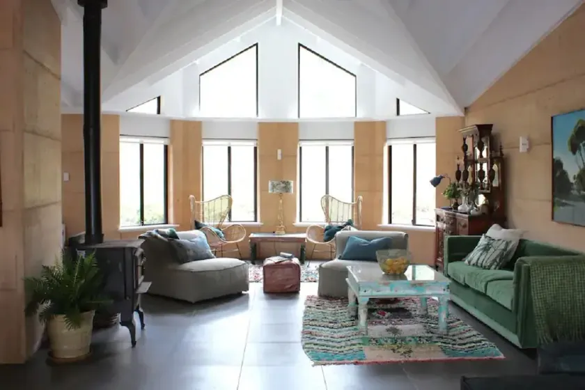 Witts End South luxury family home - Image 1