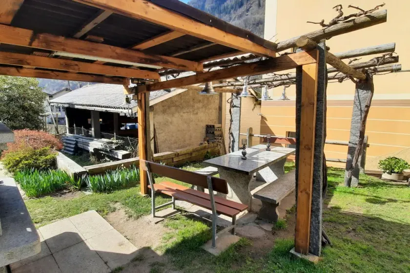 Lovely mountain view with garden (LA PERGOLA) - Image 1