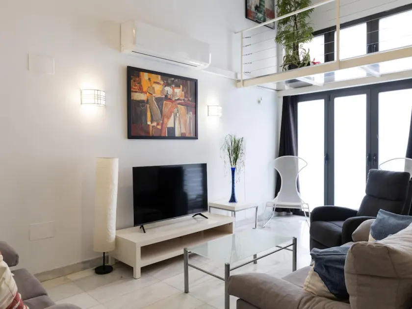 Madrid Rio II - Espacioso duplex - Image 1
