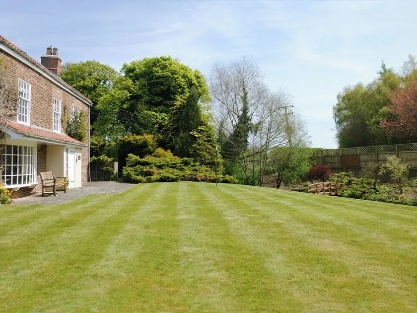 Greenlands Farmhouse - Image 1