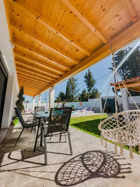 'Diamond Luxury Villa Corfu' mit Bergblick, Pool und WLAN - Image 1